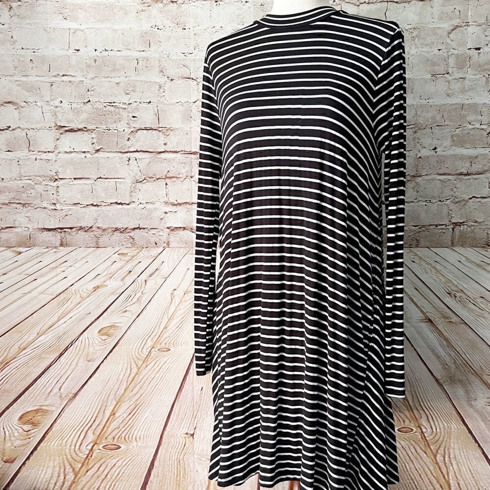 Miami Francescas striped shift dress high neck
